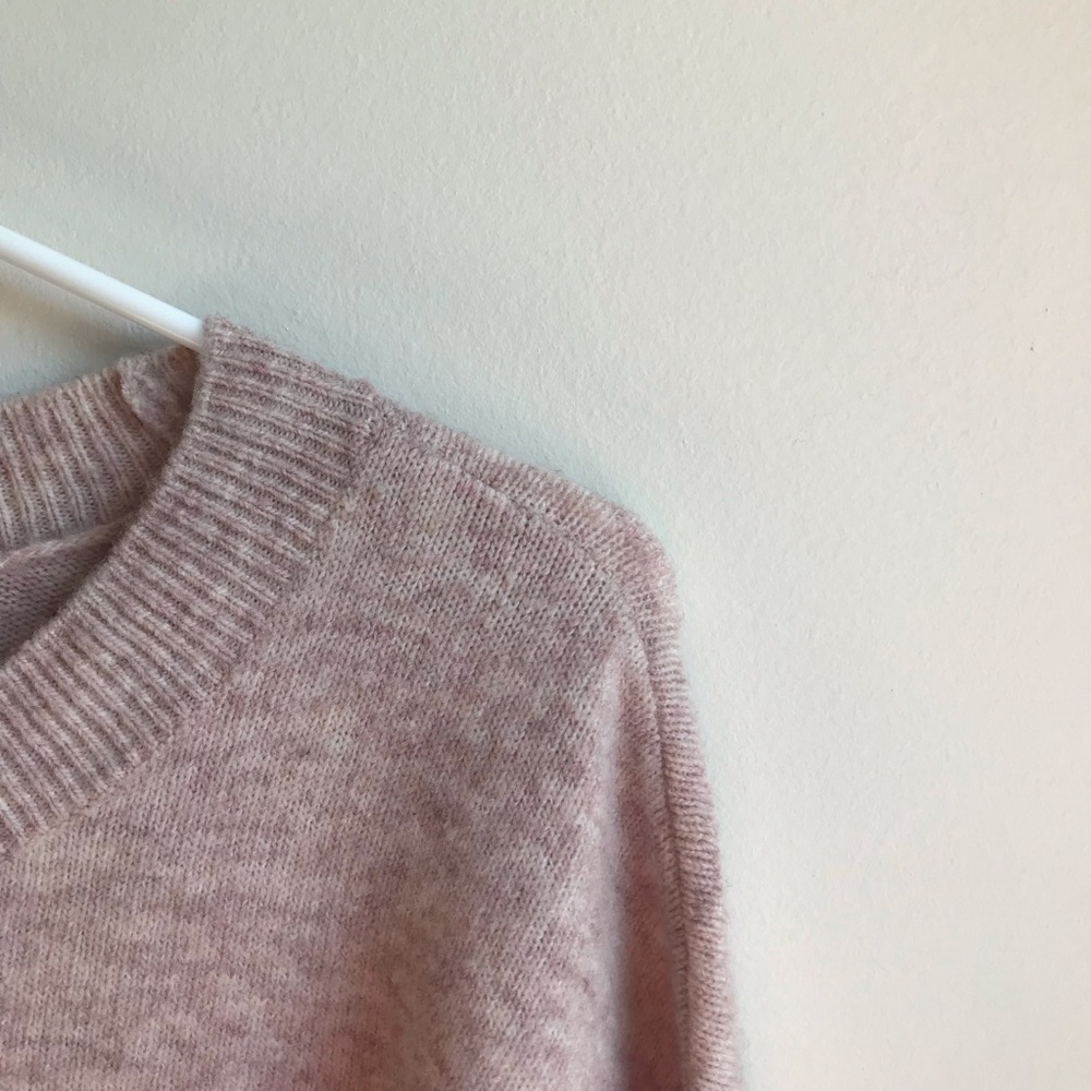 NEW VINCE CAMUTO• softest pastel pink sweater - Picture 5 of 5
